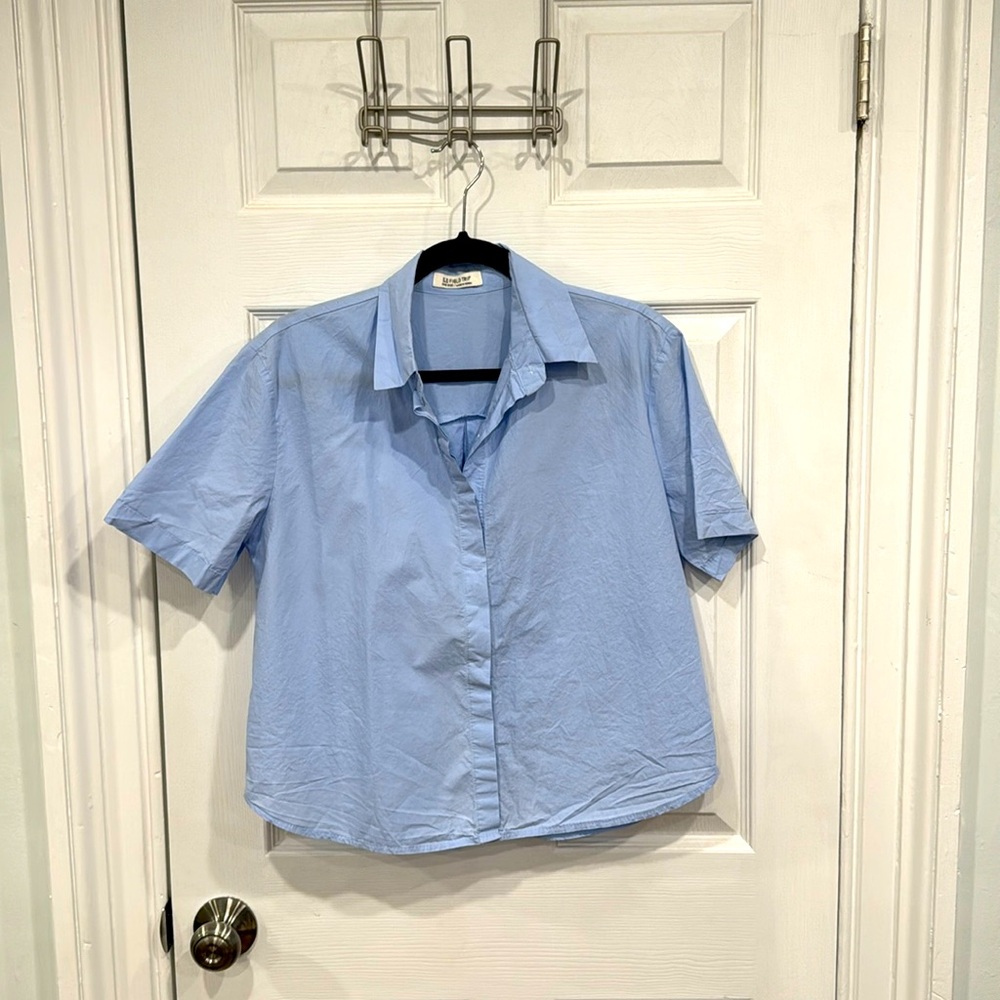 Shirt - one size (fits US4-6)